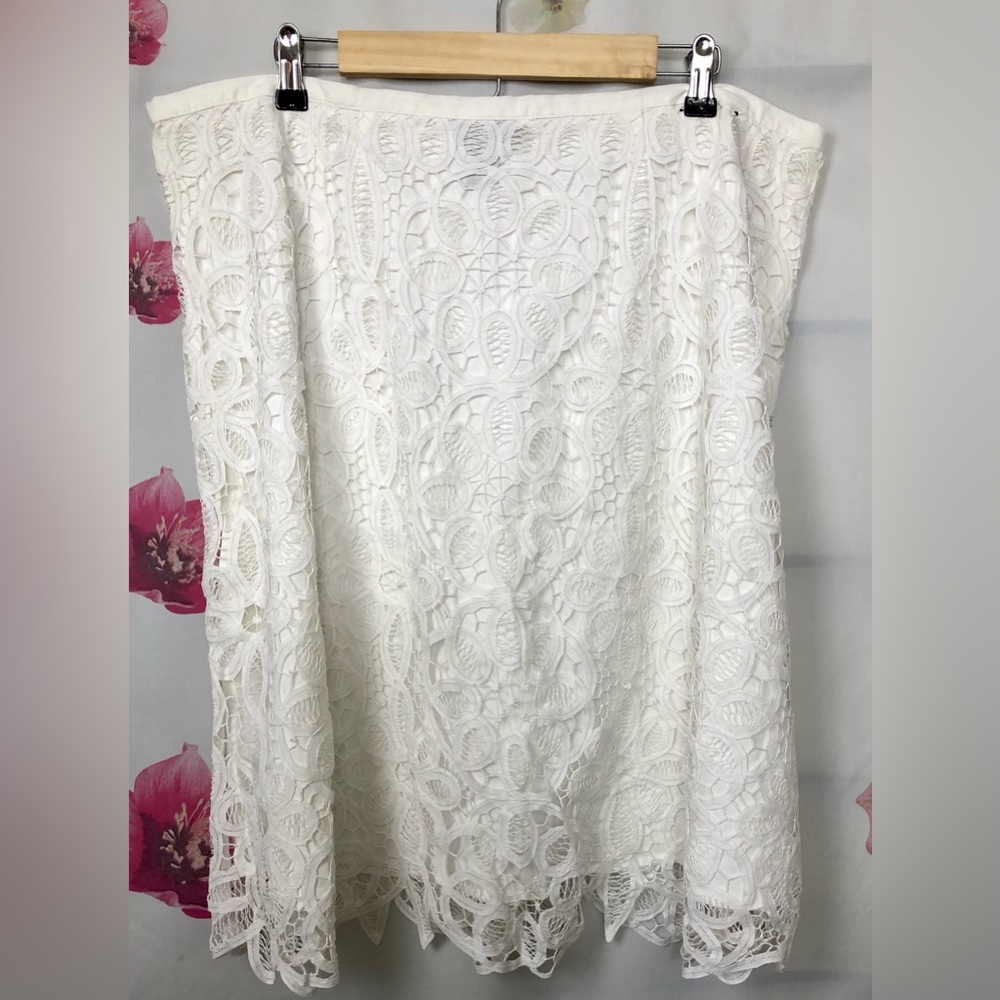 Lane Bryant size 20 White Cotton Skirt Lace Crochet